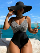 Maiô Feminino com Cruzamento na Frente - Reyna