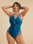 Maiô Feminino com detalhe em Retalhos Estampado - Nicolle. Plus Size