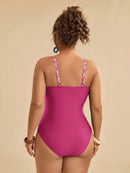 Maiô Feminino com detalhe em Retalhos Estampado - Nicolle. Plus Size