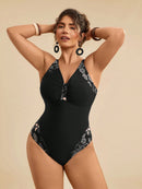 Maiô Feminino com detalhe em Retalhos Estampado - Nicolle. Plus Size