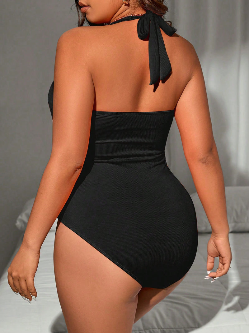 Maiô Feminino com Frente Torcida e Franzido. Plus Size