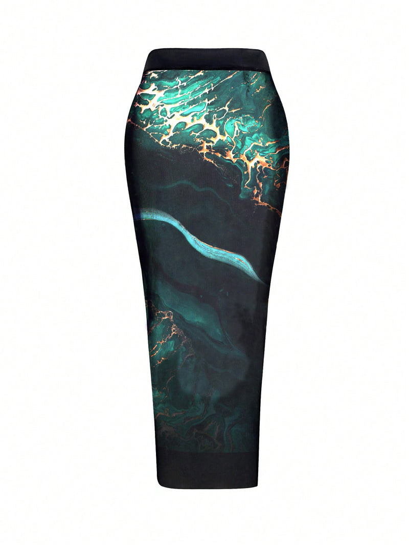 Maiô Feminino com Saída de Praia comToque de Luxo e Estampa Refinada - Margo. Plus Size