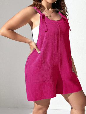 Macacão Feminino Plus Size Com Bolso Frontal E Nó Nas Alças