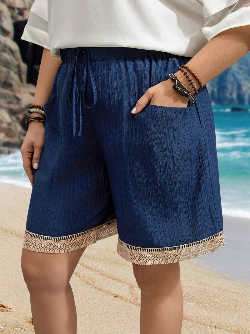 Shorts Feminino com Bolsos Funcionais e Cintura Franzida - Maciane. Plus Size