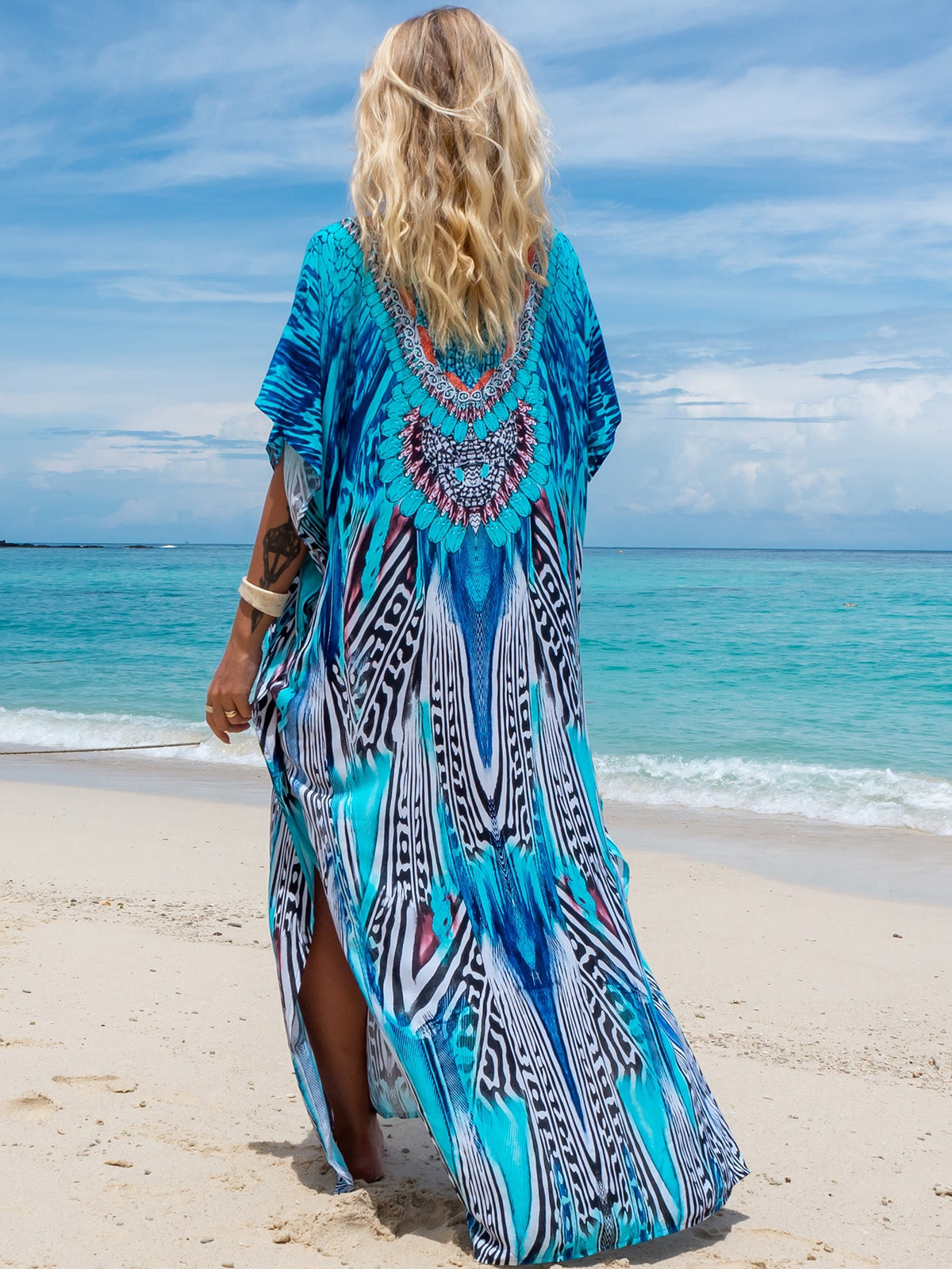 Saída De Praia Feminina Comprida E Estampada Yasmin