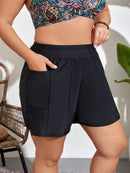 Short Feminino de praia com bolso - Valentina. Plus Size