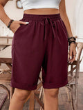 Short Feminino Com Bolsos - Milene. Plus Size