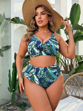 Biquíni Feminino com Top Ajustável e Estampa Listrada - Margot. Plus Size.