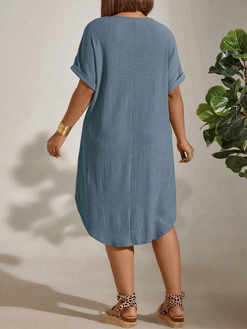 Vestido Feminino com Textura Leve e Manga Morcego - Eleonora. Plus Size