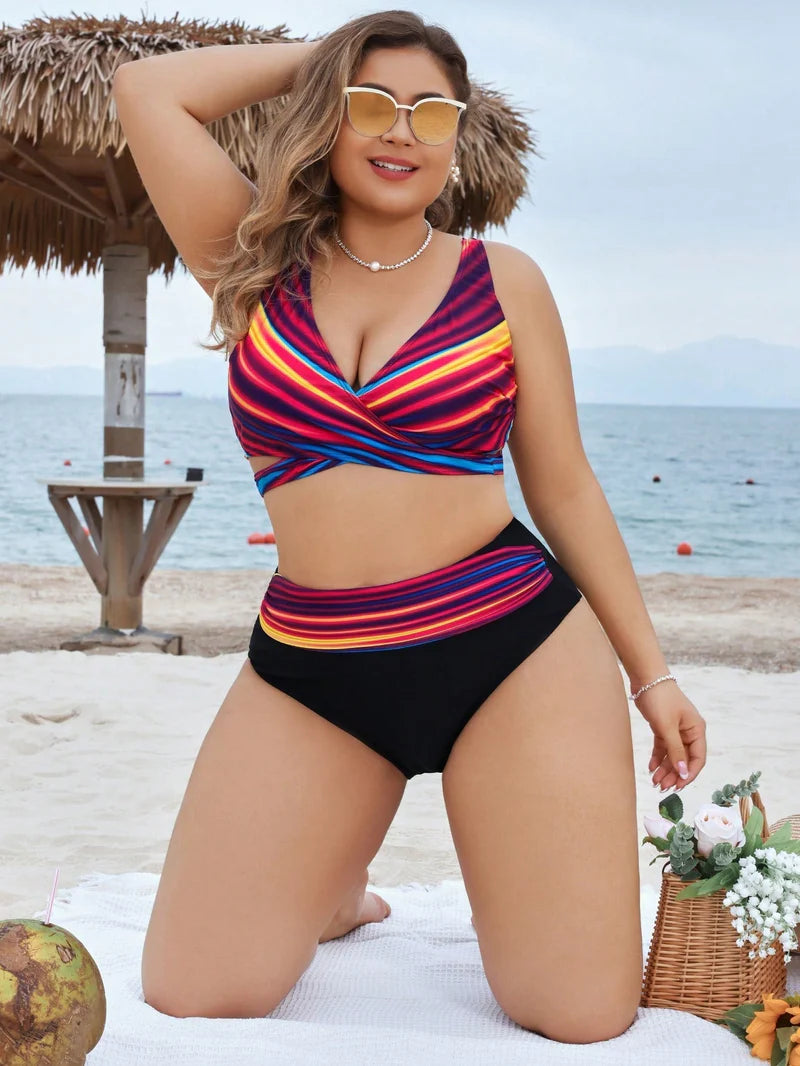 Biquini Feminino Cruzado De Cintura Contrastada Adriane Plus Size. Flash