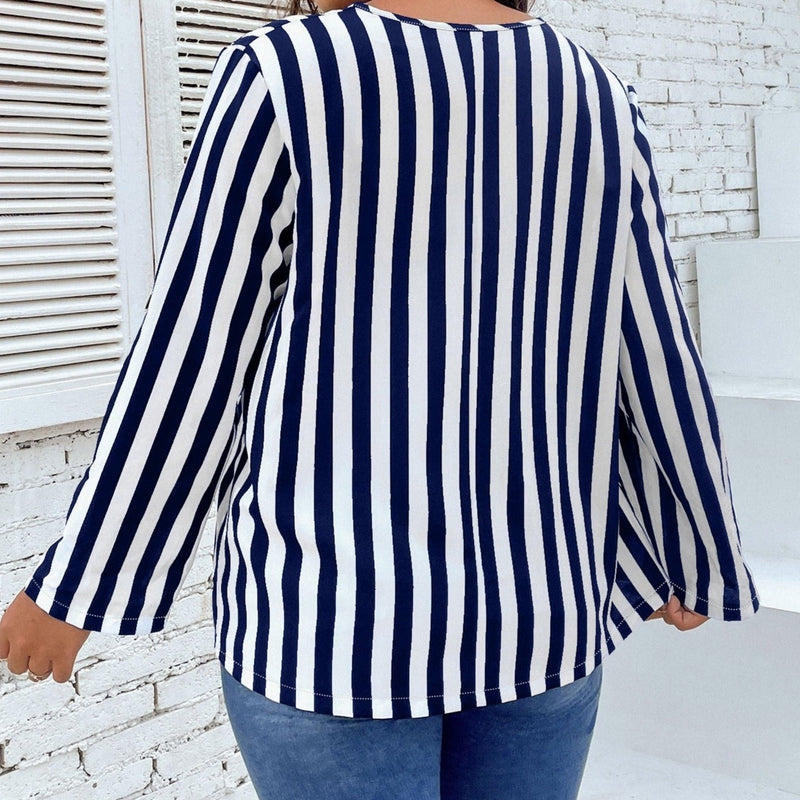 Blusa Feminina Listrada com Zipper decote em V. Plus Size