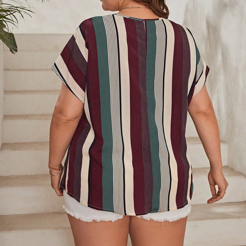 Blusa Feminina manga morcego e gola redonda Aris. Plus Size